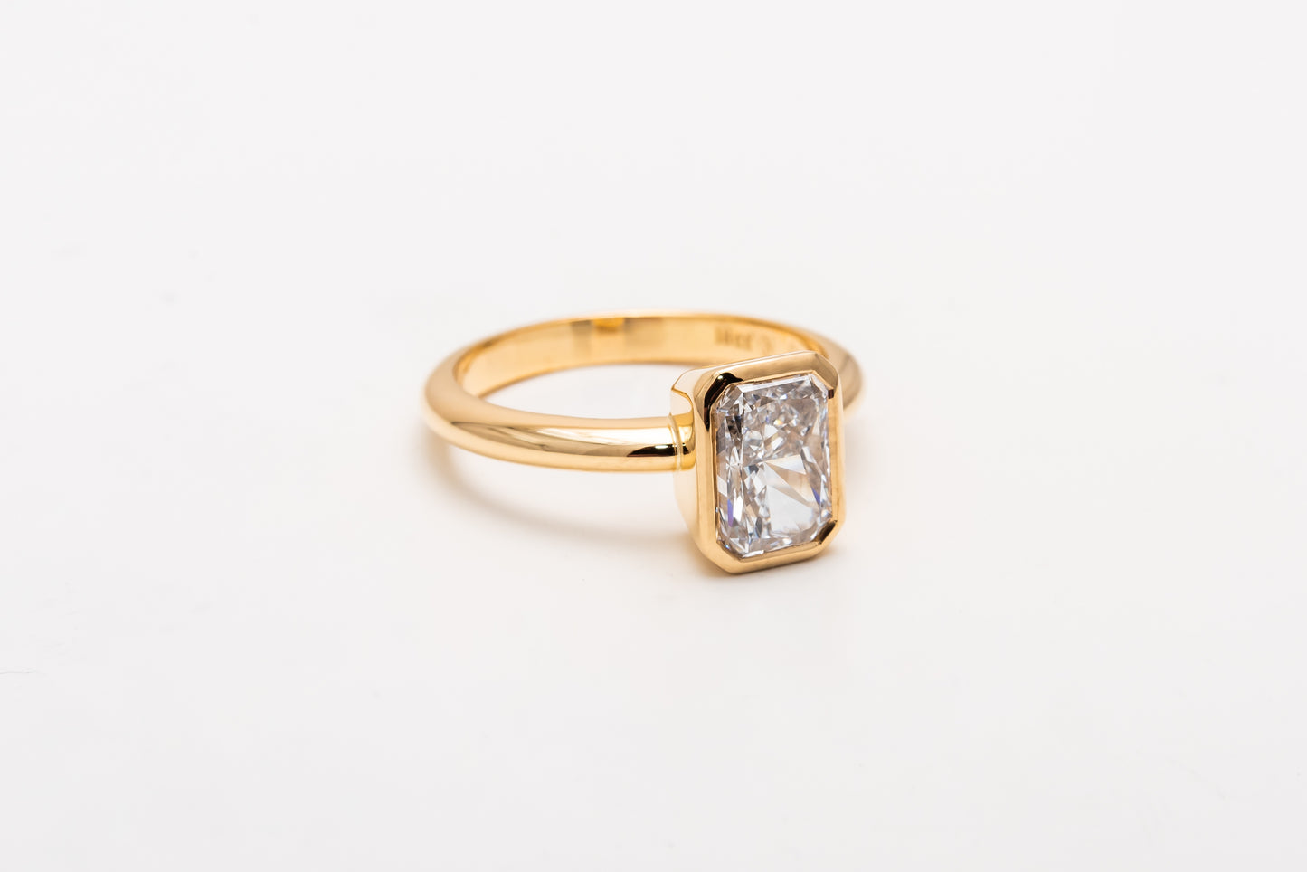 Lab Grown 2ct Radiant Cut Engagement Ring