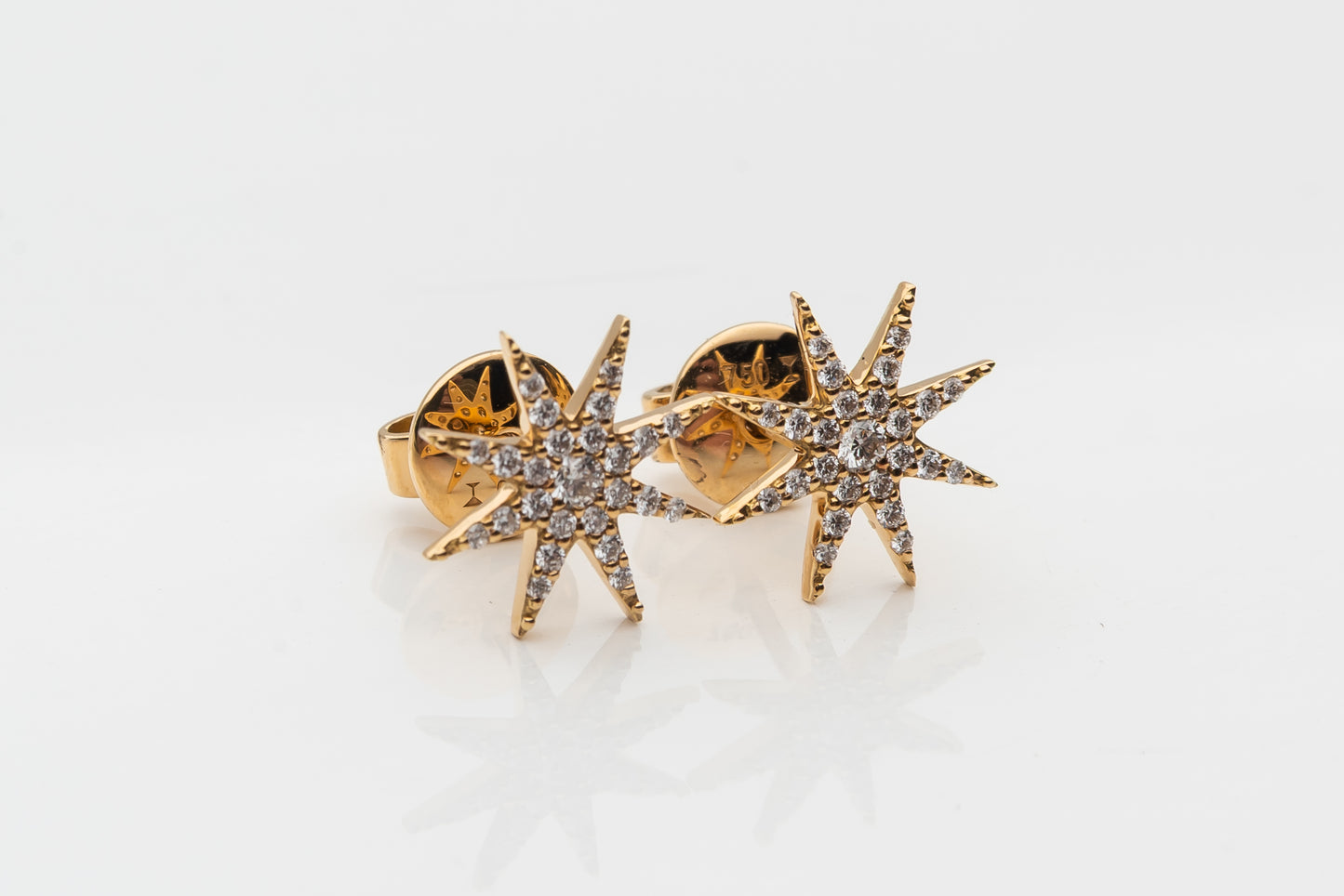 18ct Star Diamond Studs