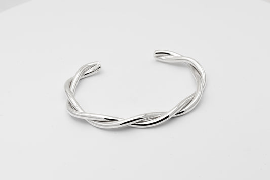 Silver Twist Cuff