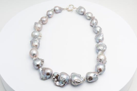 Large Grey Baroque Pearl Strand